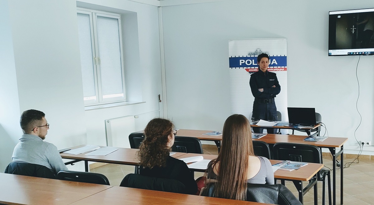 Policjanci Z Nak A Zorganizowali Drzwi Otwarte Wiadomo Ci Kpp W