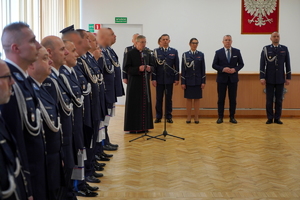 uroczystość ślubowania nowo przyjętych policjantów z udziałem między innymi Komendanta Wojewódzkiego Policji w Bydgoszczy, Wicewojewody Kujawsko-Pomorskiego oraz Kapelana kujawsko-pomorskiej Policji