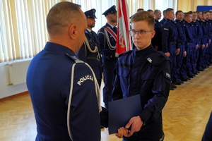 Ślubowanie nowych policjantów