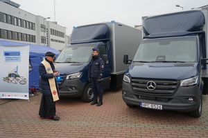 Uroczyste przekazanie pojazdów służbowych