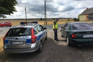 Policjant podjął kontrolę drogową