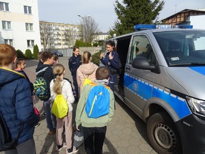 pogadanka dla uczniów na terenie KPP Nakło