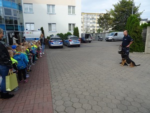 Przedszkolaki z wizytą w KPP Nakło