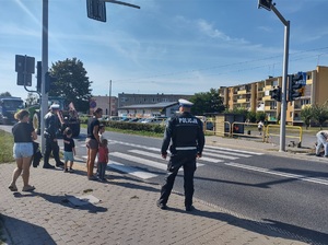 Działania ,,Bezpieczny pieszy&quot; prowadzone przez policjantów nakielskiego ruchu drogowego.