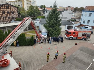 Ćwiczenia ewakuacyjne w nakielskiej komendzie