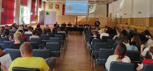 policyjna debata w Samostrzelu