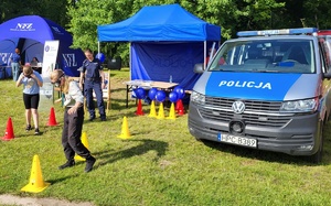 policjanci na festynie w Mroczy
