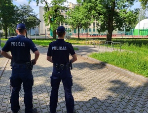 policjanci