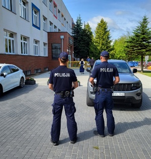 policjanci