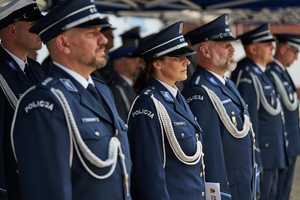 policjanci