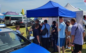Policjanci z Minikowie