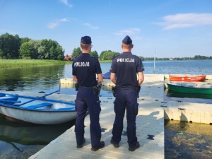 policjanci