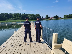 policjanci