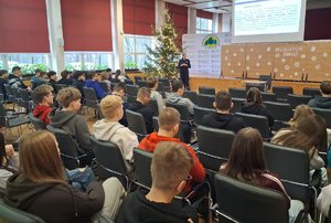 wizyta policjantki w szkole